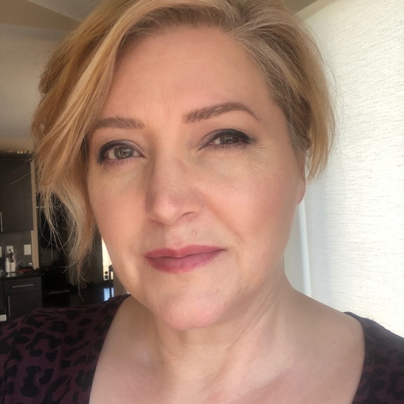 Meet your Posher, Michele - Picture 1 of 1